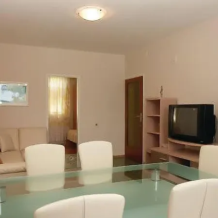 Marisa, Your Breakfast With A Sea View Apartman Banjole